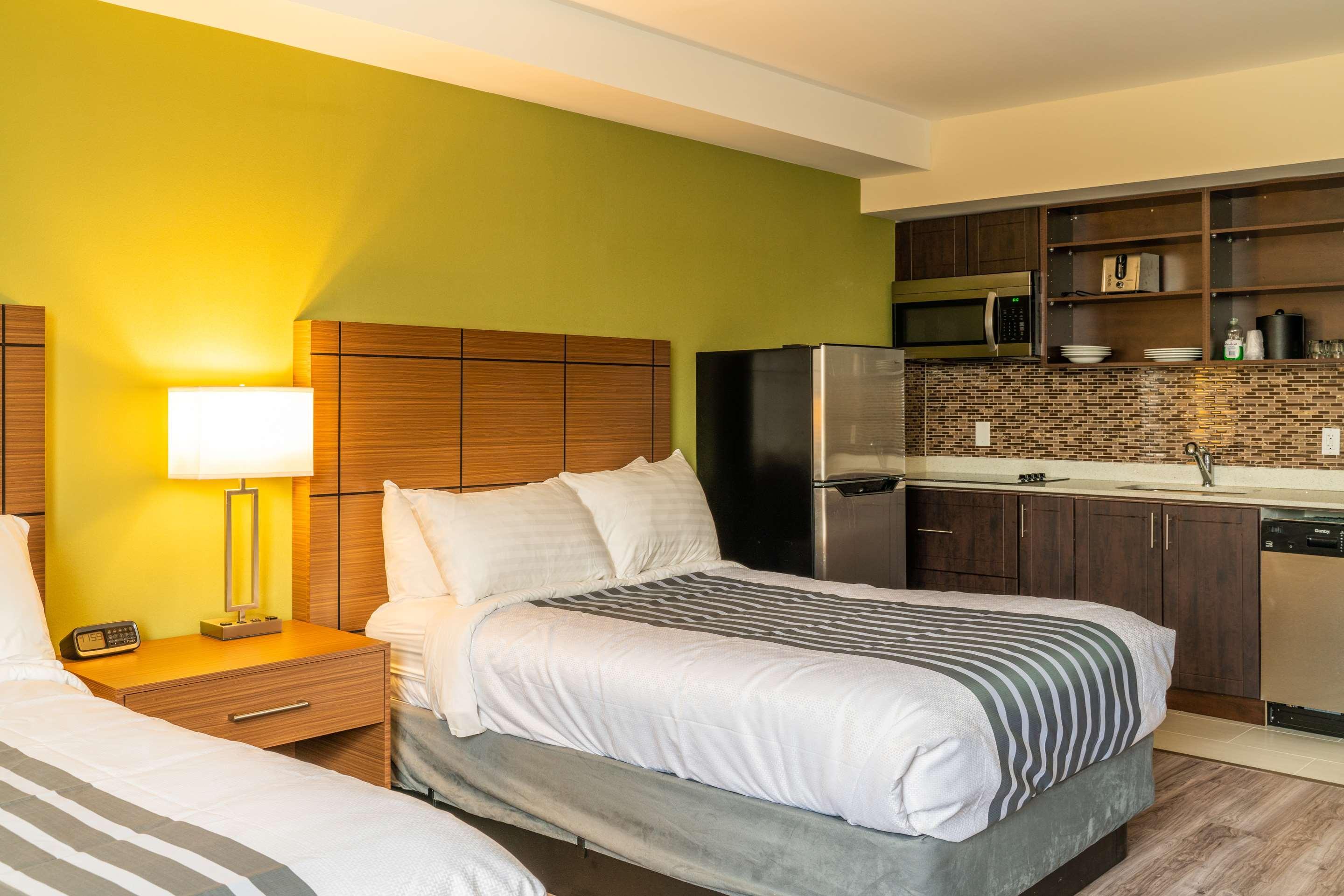 Surestay Plus Hotel By Best Western Kincardine Extérieur photo