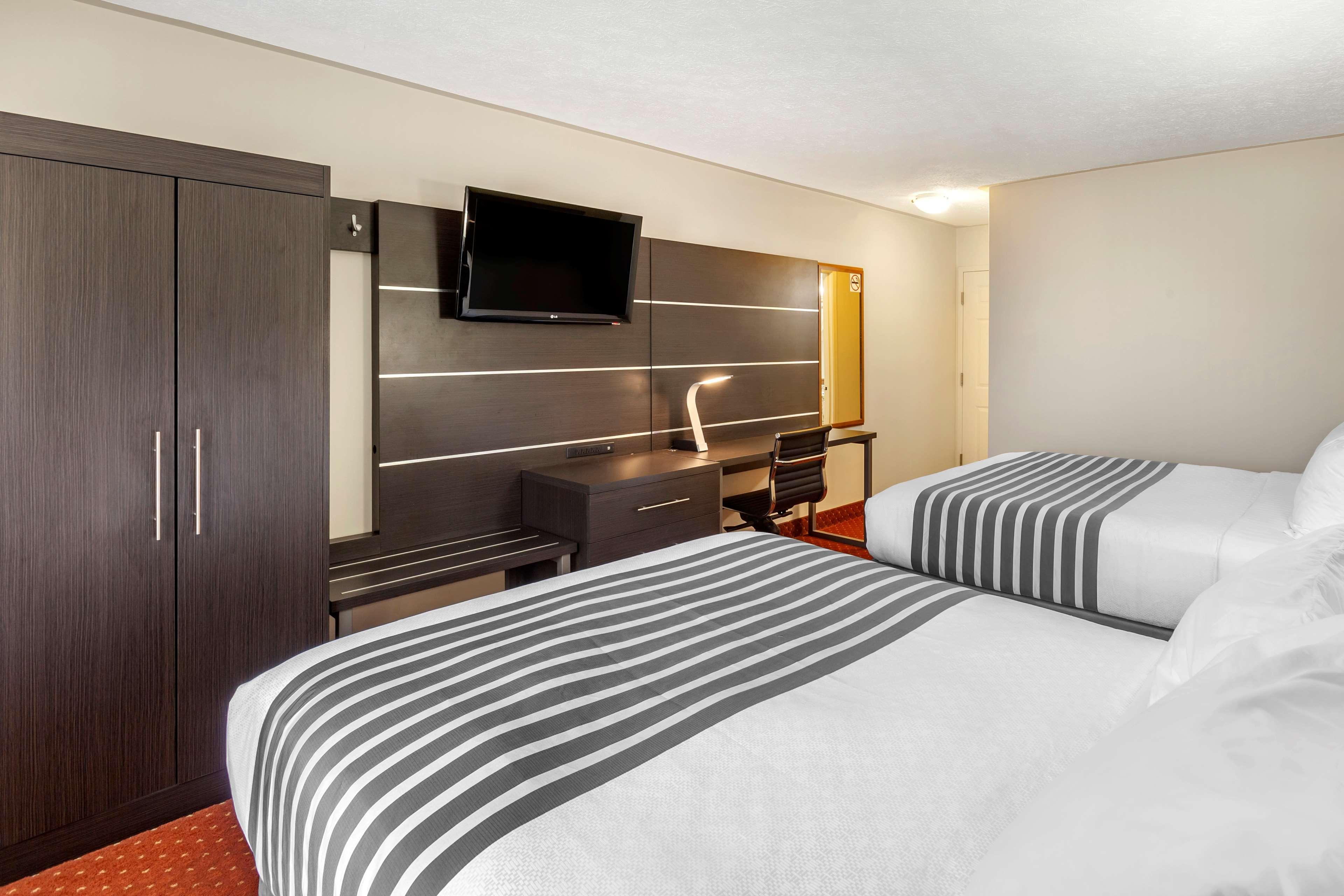 Surestay Plus Hotel By Best Western Kincardine Extérieur photo
