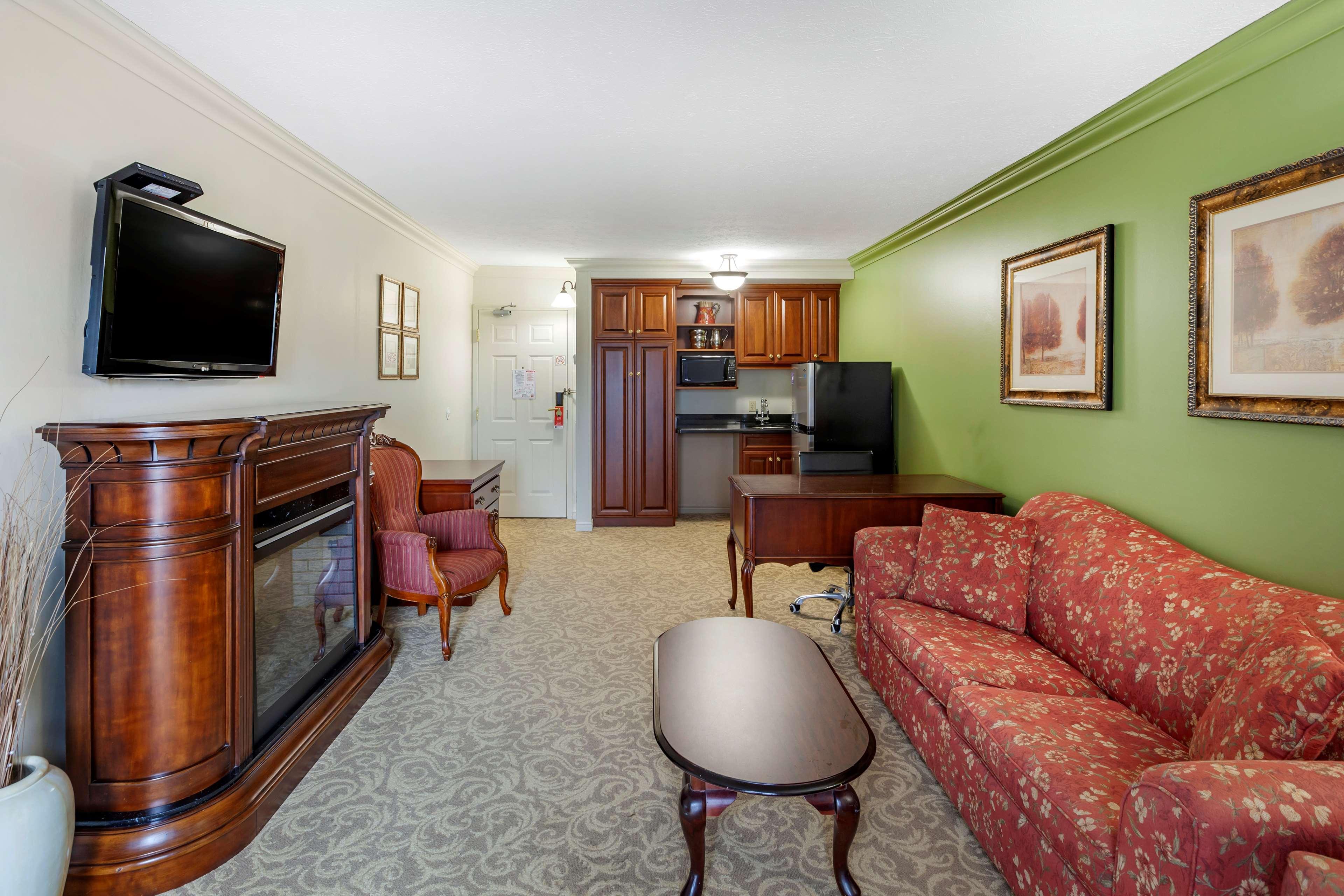 Surestay Plus Hotel By Best Western Kincardine Extérieur photo