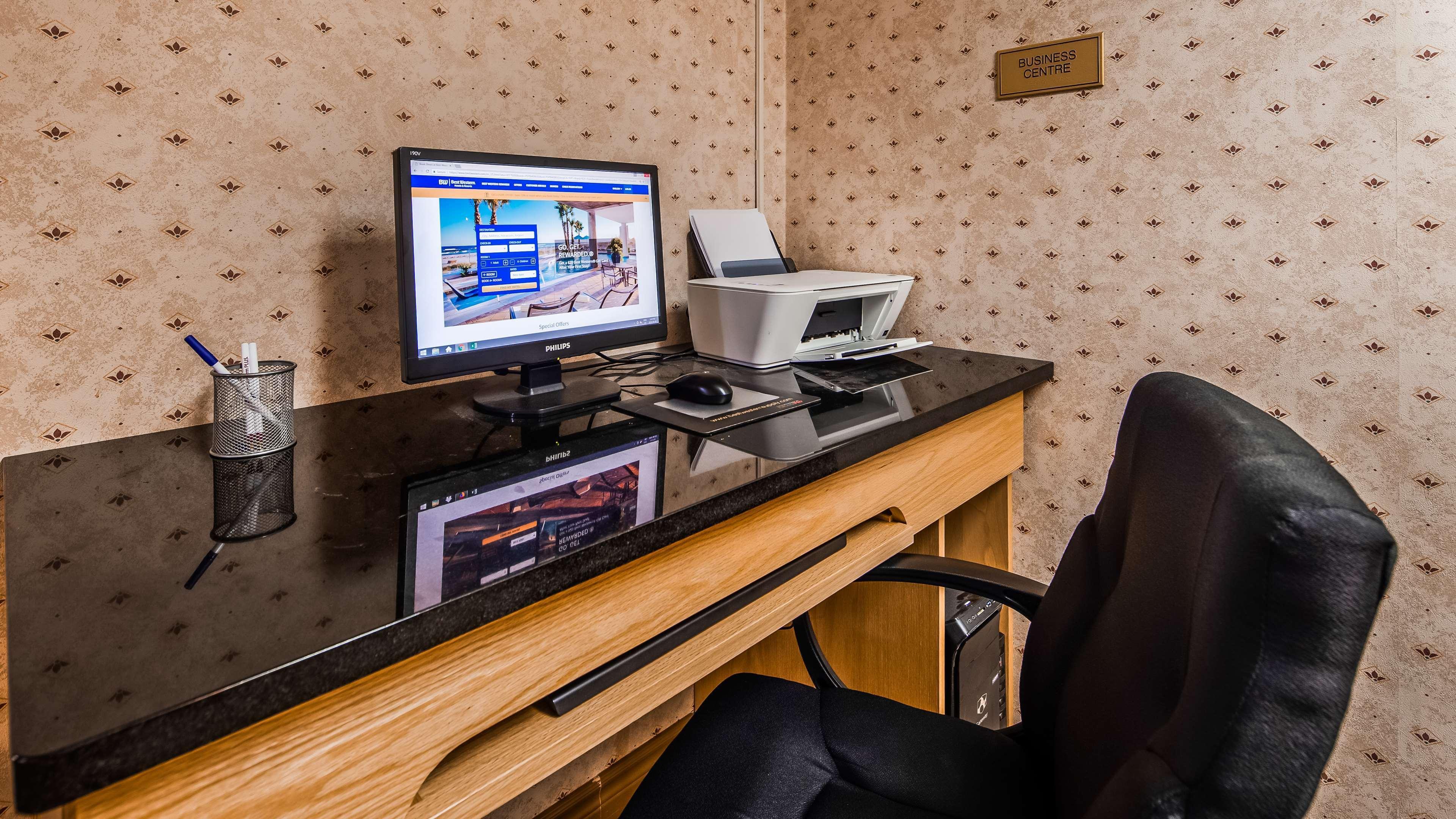 Surestay Plus Hotel By Best Western Kincardine Extérieur photo