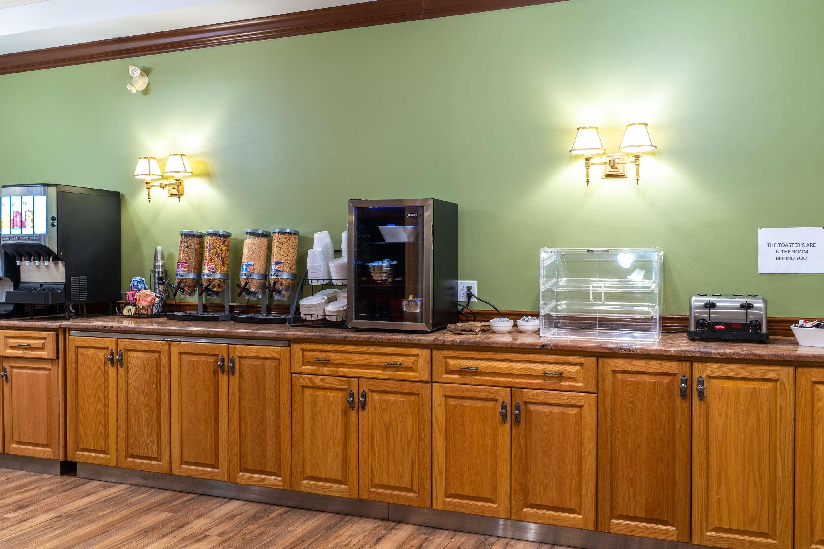 Surestay Plus Hotel By Best Western Kincardine Extérieur photo