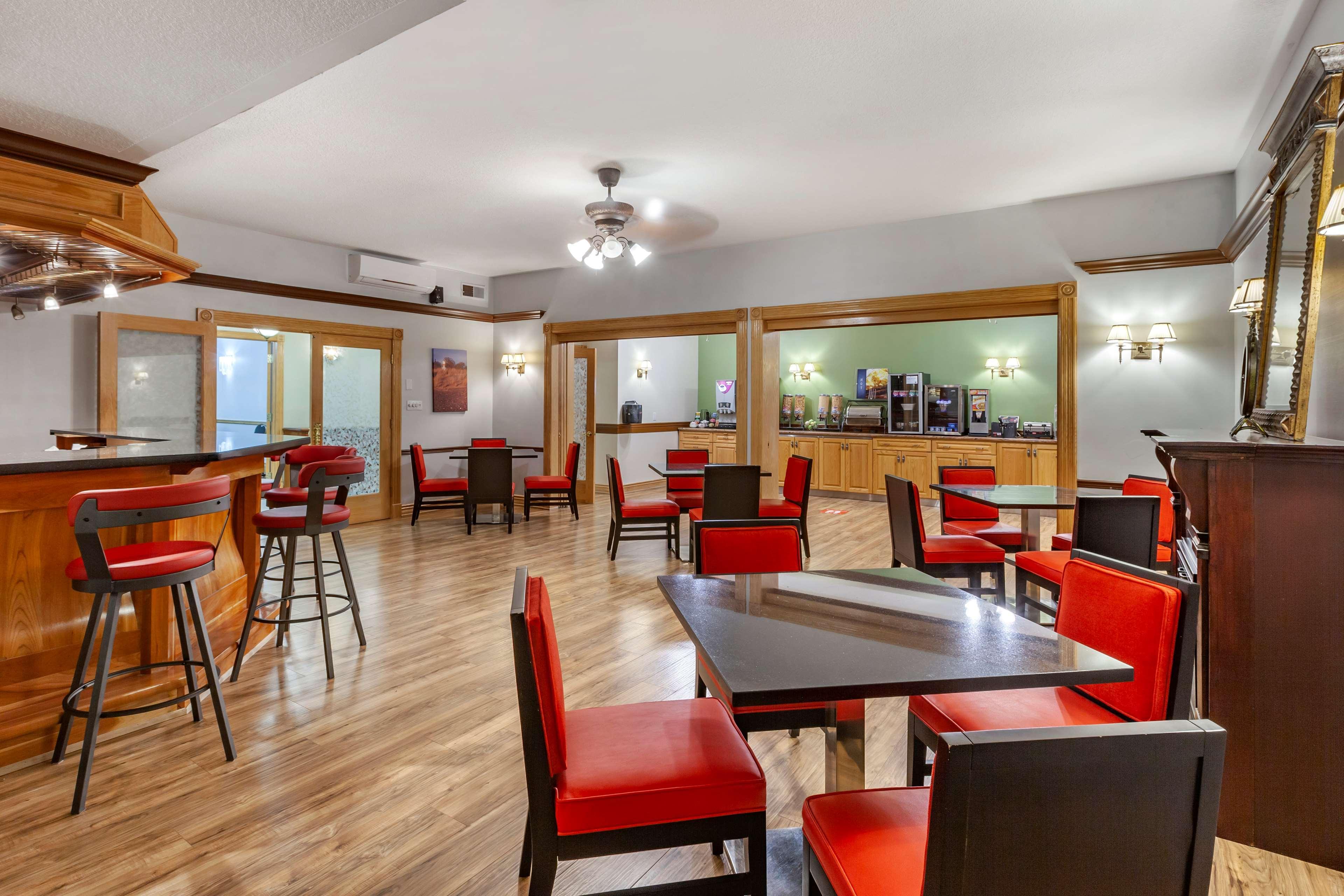 Surestay Plus Hotel By Best Western Kincardine Extérieur photo